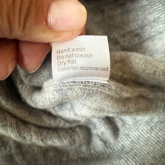 TRW SUN VALLEY J DEMETRE 100% MERINO WOOL 1/4 ZIP CABLE KNIT SWEATER WOMENS XS - Picture 11 of 12